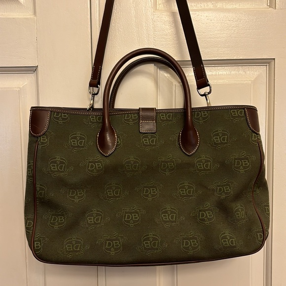 Dooney Bourke Donegal Crest Bag, With Accessories. Dark Green. - Picture 5 of 16